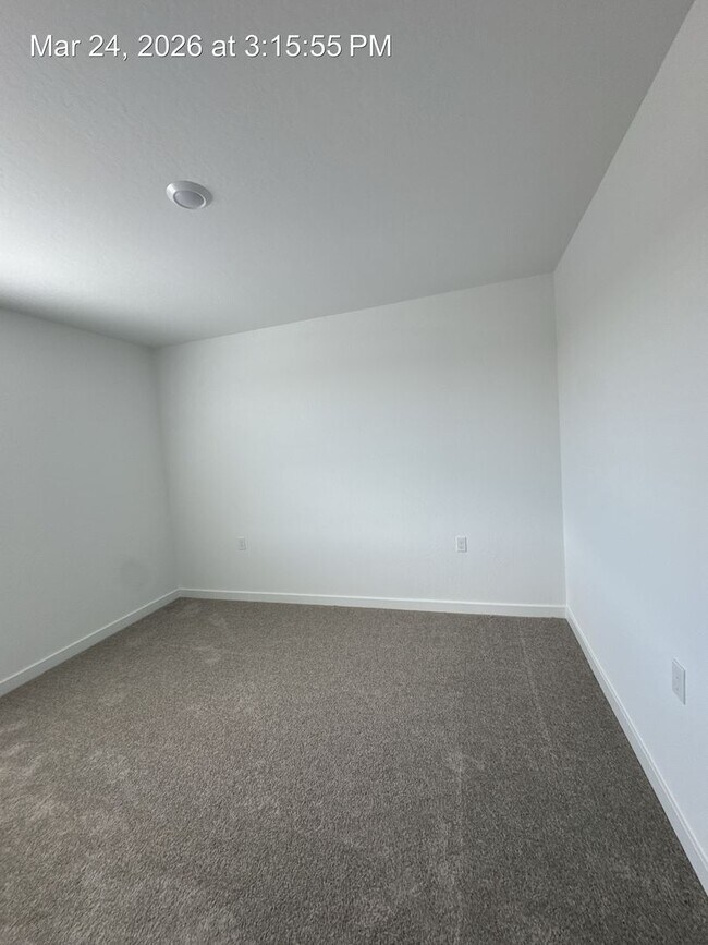 Building Photo - Newly Built Home located SE Visalia!  Rent Ready!