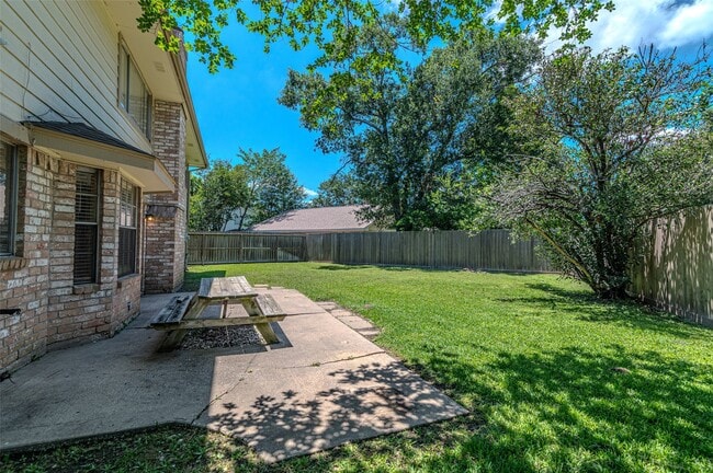 Building Photo - 18506 Creekfield Ct