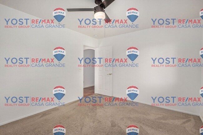 Building Photo - Your Private Oasis with No HOA Hassles!