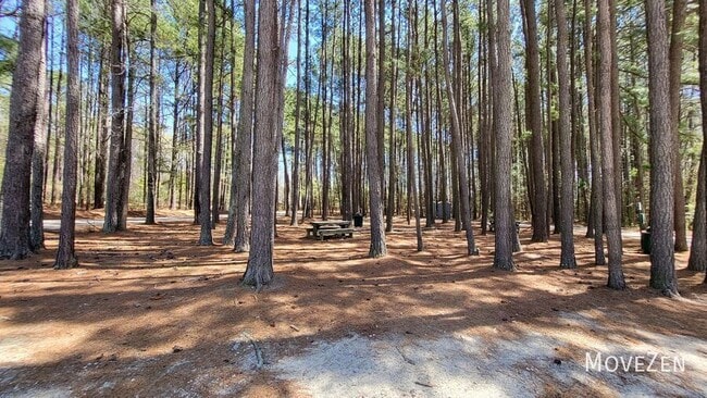 Building Photo - 155 Calluna Dr