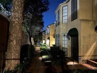 Building Photo - 3919 Cole Ave