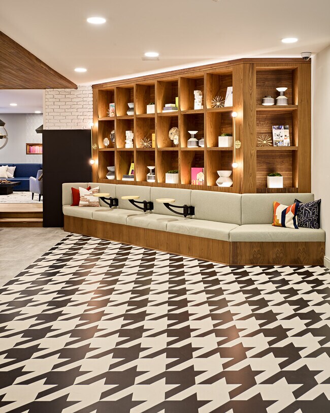 Building Photo - 2 Bergen St