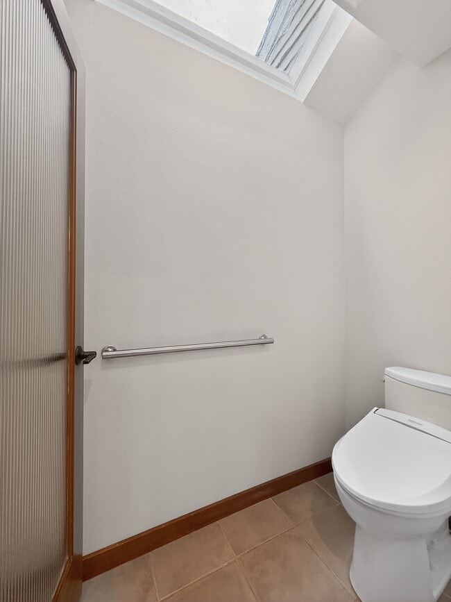 Building Photo - 5333 134th Ave SE