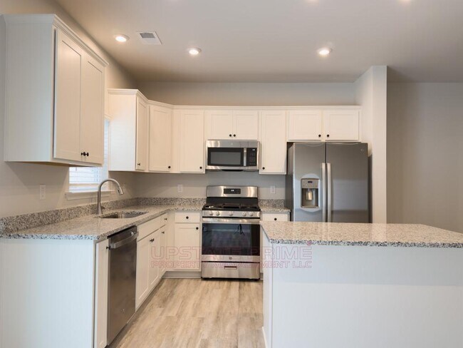 Building Photo - 167 Randwick Ln