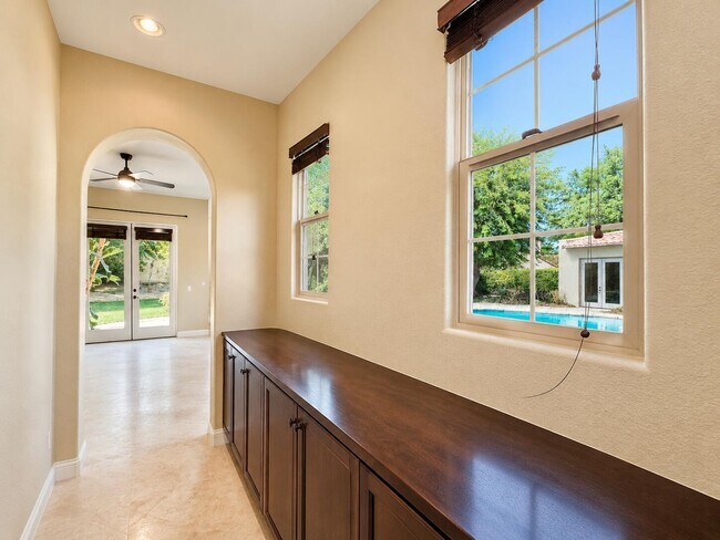 Building Photo - 3035 Arroyo Seco