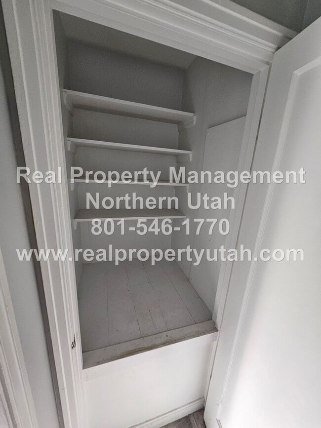 Building Photo - 3 Bedroom 1.5 Bath Ogden Home Coming Soon!