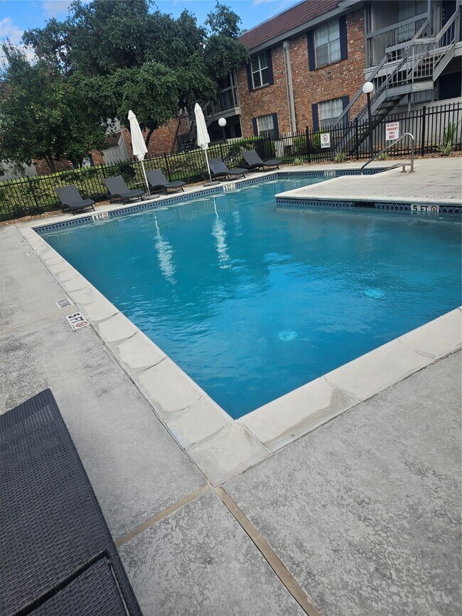 Building Photo - 2350 Bering Dr