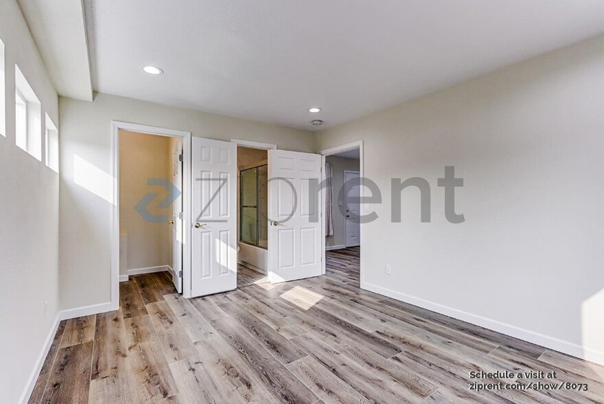 Building Photo - 2259 Goldcrest Cir