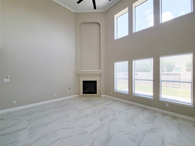 Building Photo - 11130 Celano Dr