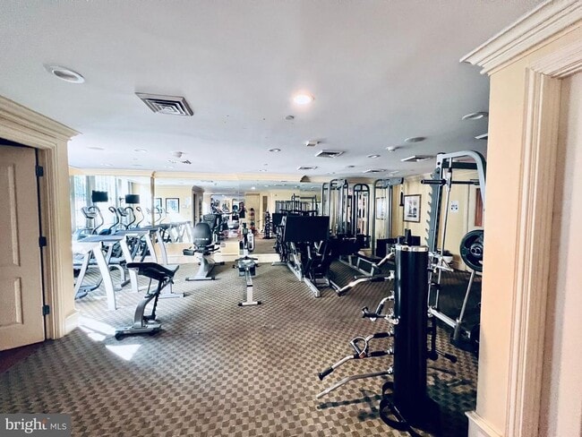 Building Photo - 1441 Rhode Island Ave NE