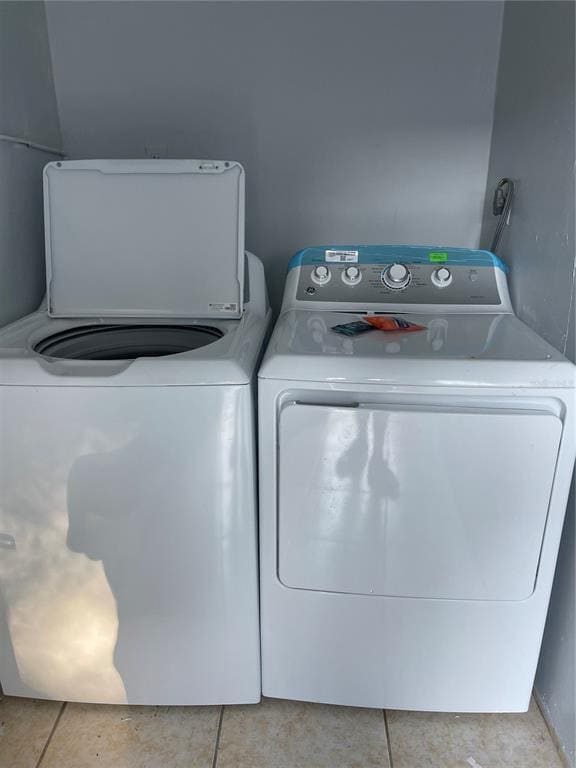 Building Photo - 1601 Palm Way