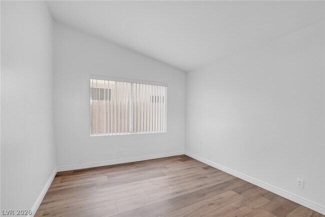 Building Photo - 164 Cloudcrest Dr