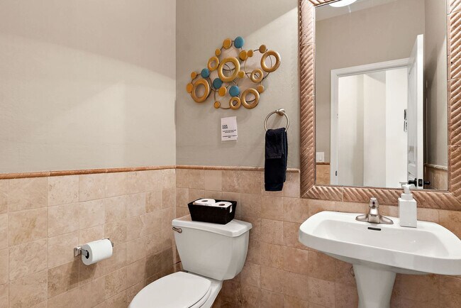 Building Photo - 4123 S Adelle