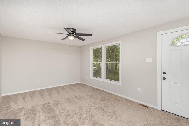 Building Photo - 125 Cumberland Cir