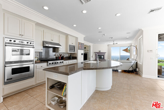 Building Photo - 7416 Wiscasset Dr