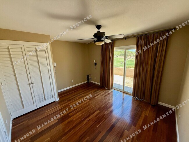 Building Photo - 3 BEDROOM 2 BATHROOM HOME RIGHT ON McCORMI...