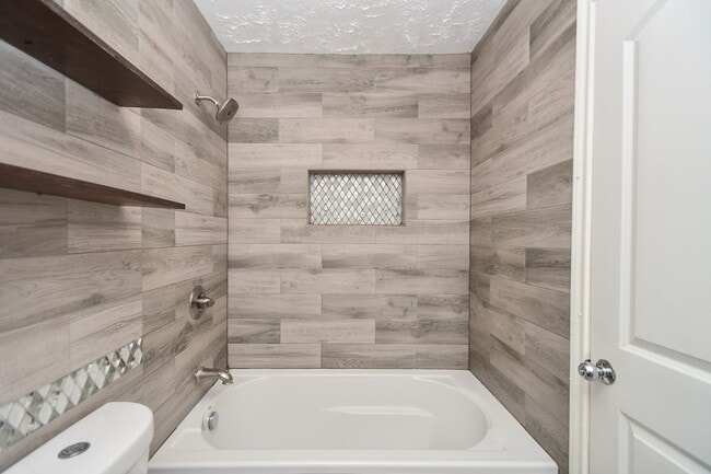 Building Photo - 13106 Bamboo Forest Trail