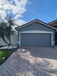 Building Photo - 2322 NW 166th Ave