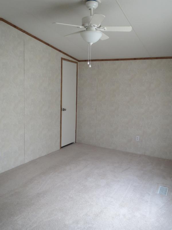 Building Photo - 218 DOGWOOD LANE