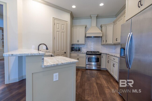 Building Photo - 33151 Shinnecock Ln