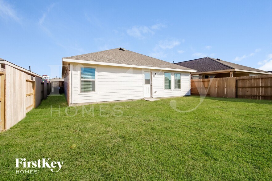 Building Photo - 24143 Becker Hollow Ln