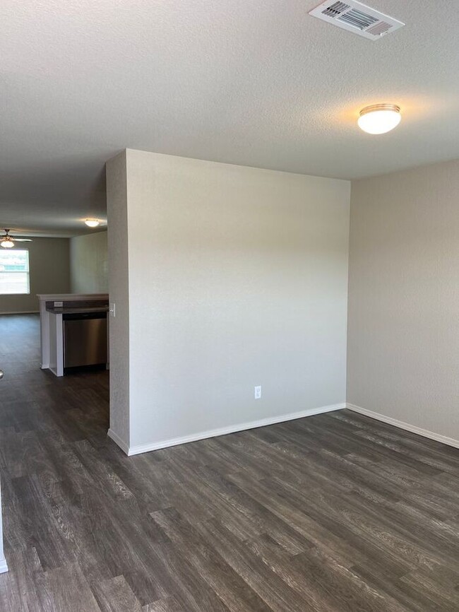 Building Photo - BRAND NEW Three Bedroom | Two Bath Home Lo...