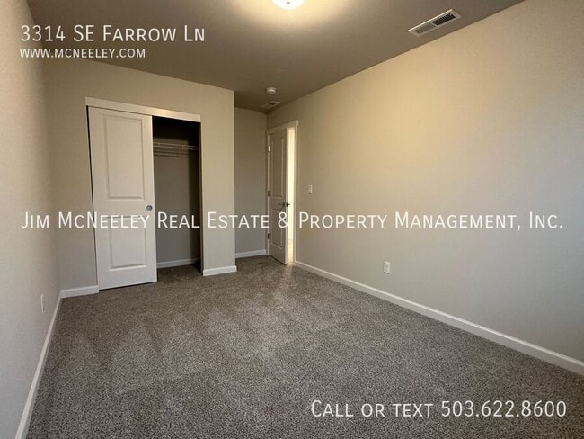 Building Photo - 3314 SE Farrow Ln