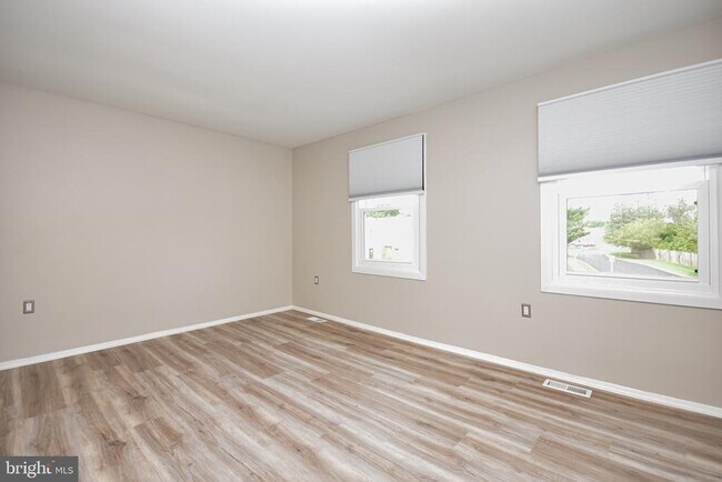 Building Photo - 8853 Teakwood Ct