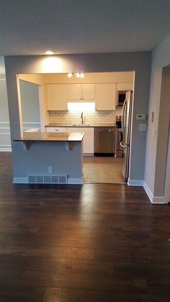 Building Photo - 6561 Woodhall Dr