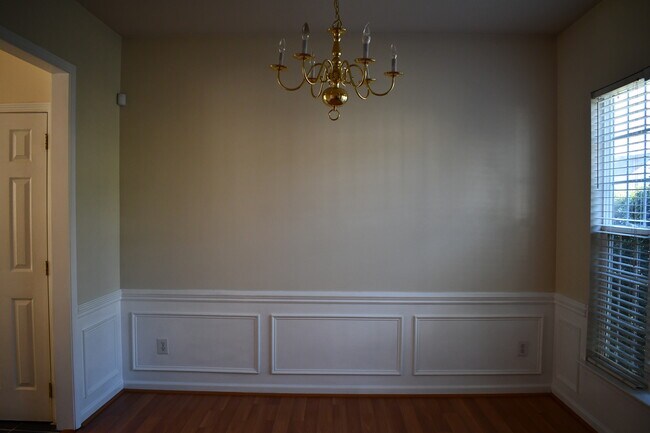 Building Photo - 2612 Stirrup Ridge Ln