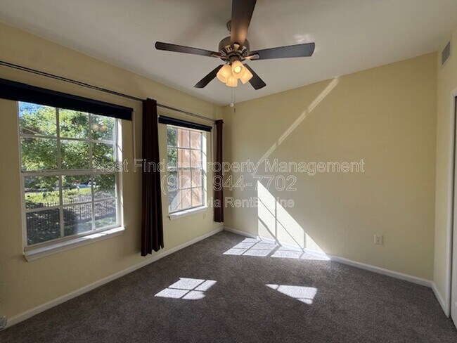 Building Photo - 10075 Gate Pkwy N