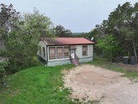 Building Photo - 110 Roadrunner Rd