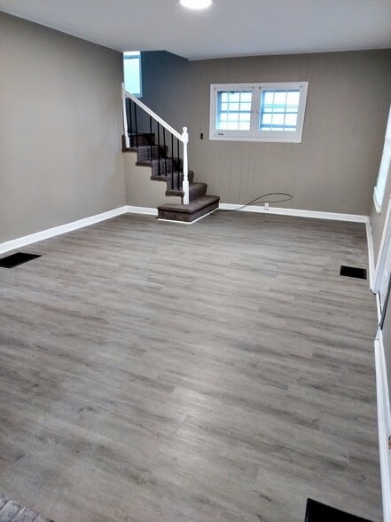 Building Photo - 240 s 39th st