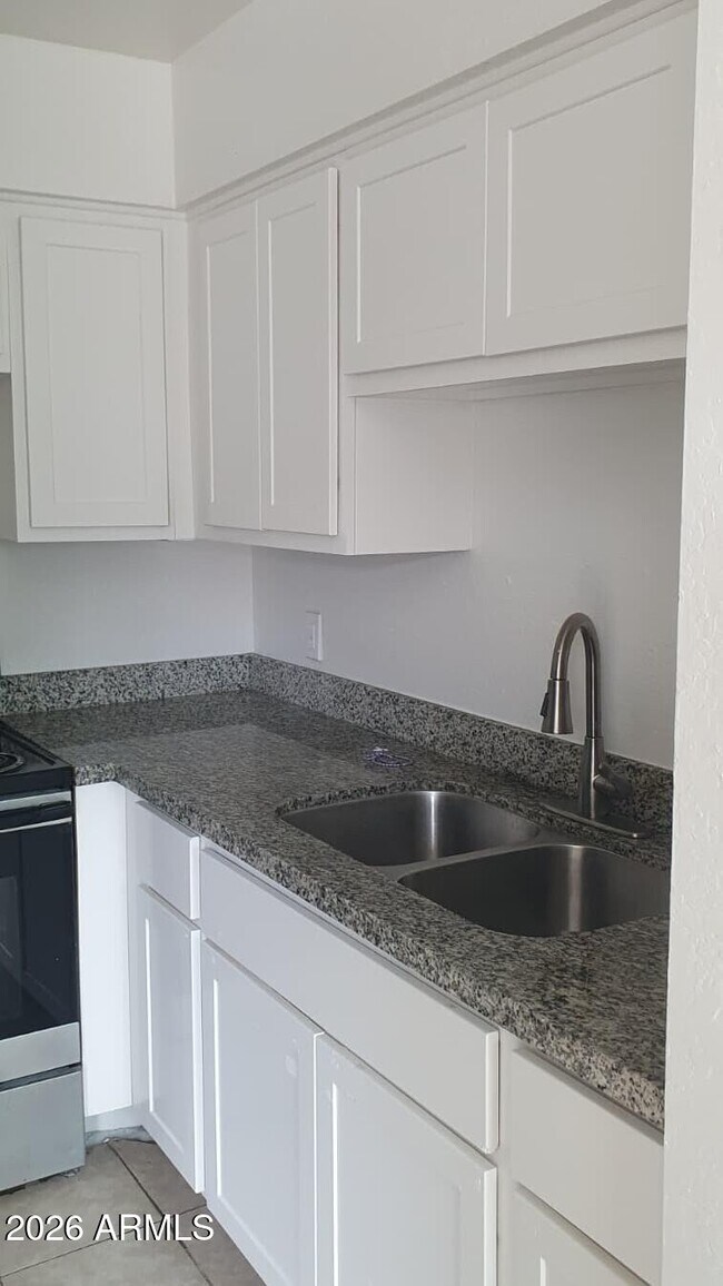 Building Photo - 2240 W Southern Ave