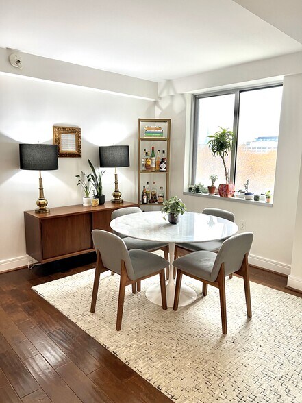 Dining (now full bedroom) - 800 4th St SW