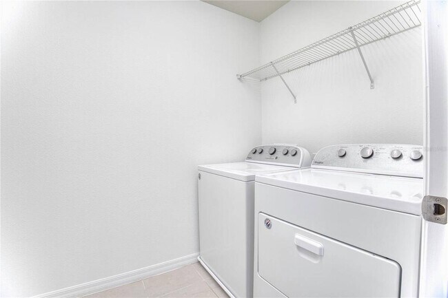 Building Photo - 5270 Brydon Woods Cir