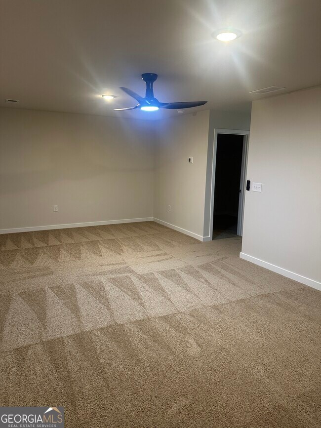 Building Photo - 4822 Station Ln