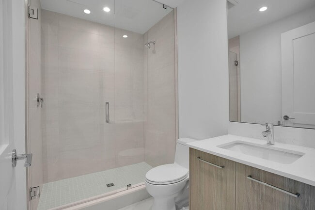 Building Photo - 151 N Seabreeze Blvd