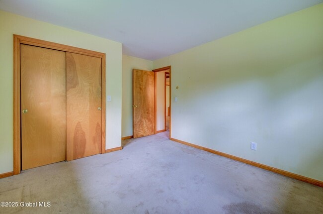 Building Photo - 107 Green Ave