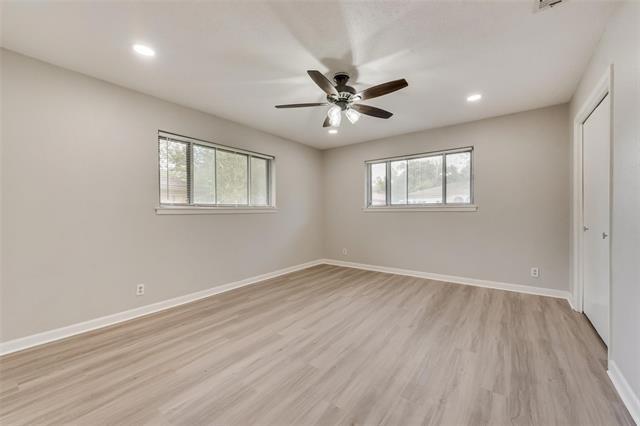 Building Photo - 2325 Shady Grove Dr