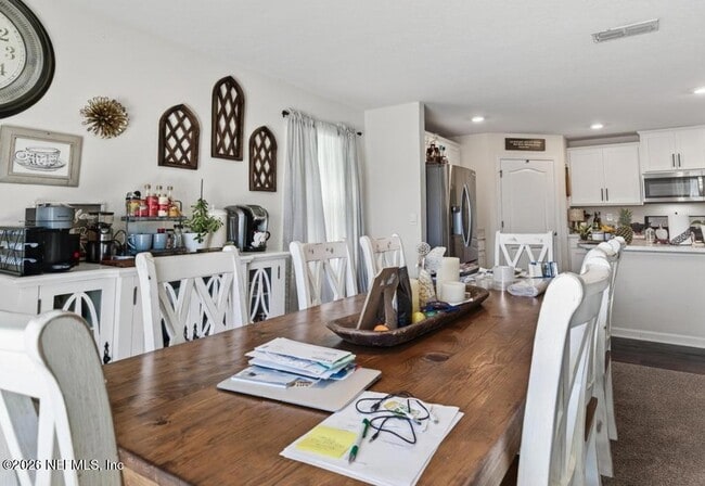 Building Photo - 152 Jarama Cir