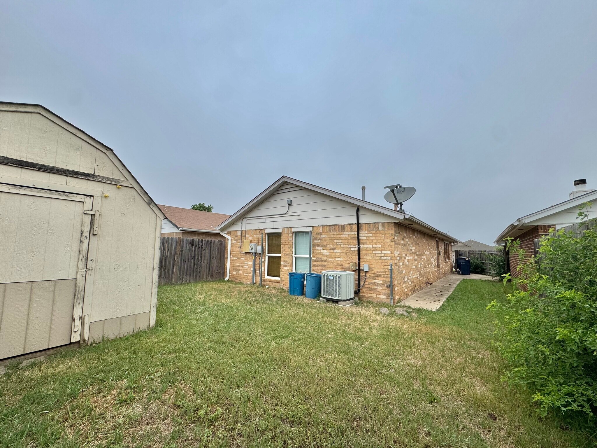 Building Photo - 1416 SW 96th St