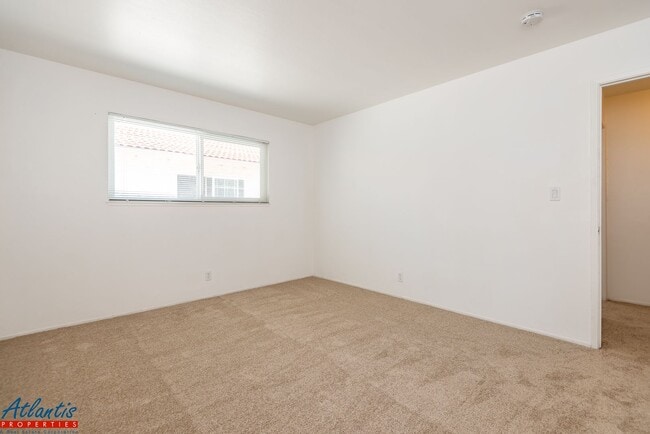Building Photo - 1570 Quebec Ct
