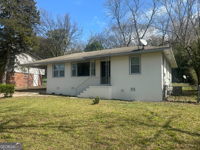 Building Photo - 1112 N Beddingfield Dr