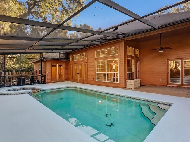 Building Photo - Amelia Island Home w pool