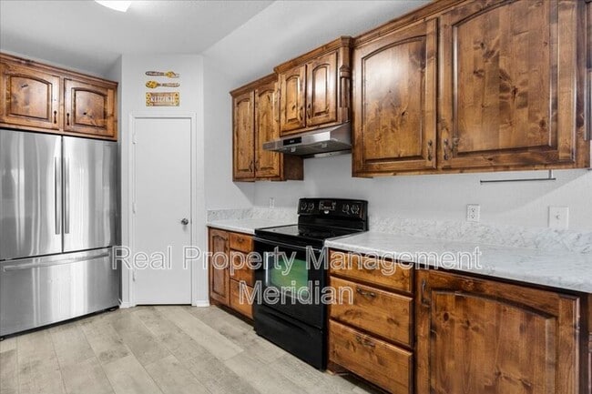 Building Photo - 1704 Little Deer Ln