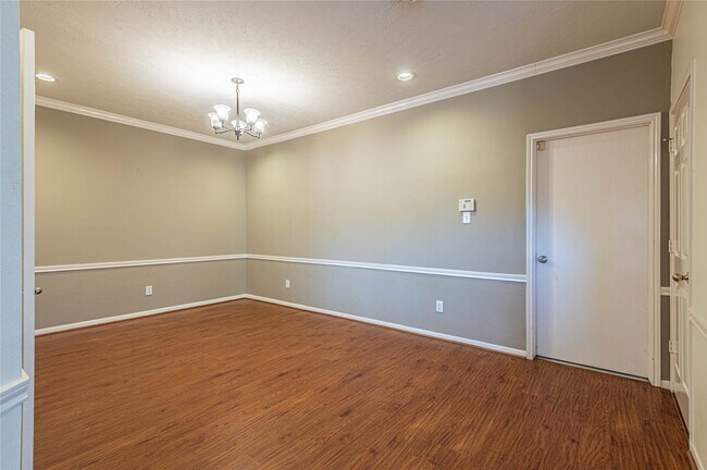 Building Photo - 3126 Waters Way Dr