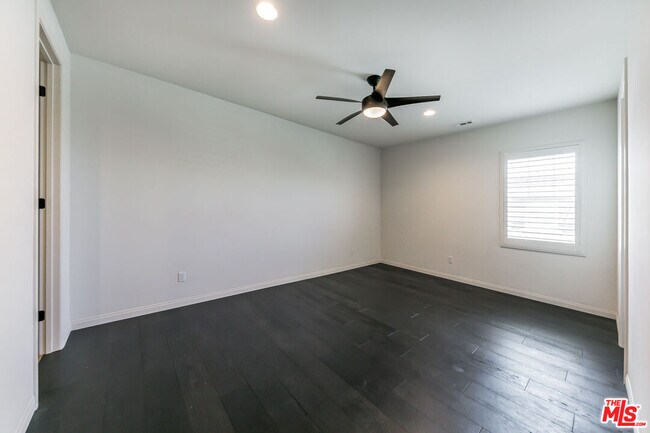 Building Photo - 22379 Driftwood Ct