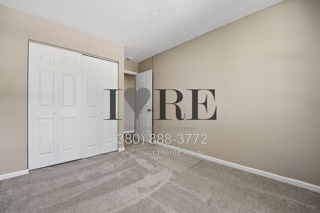 Building Photo - 8376 Covered Wagon Ct