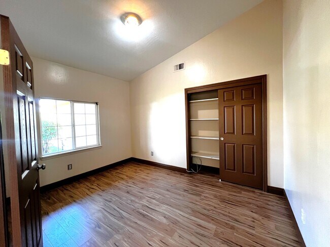 Building Photo - 4211 Rio Viejo Dr